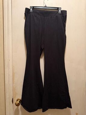Torrid Black High Waisted Flare Legging